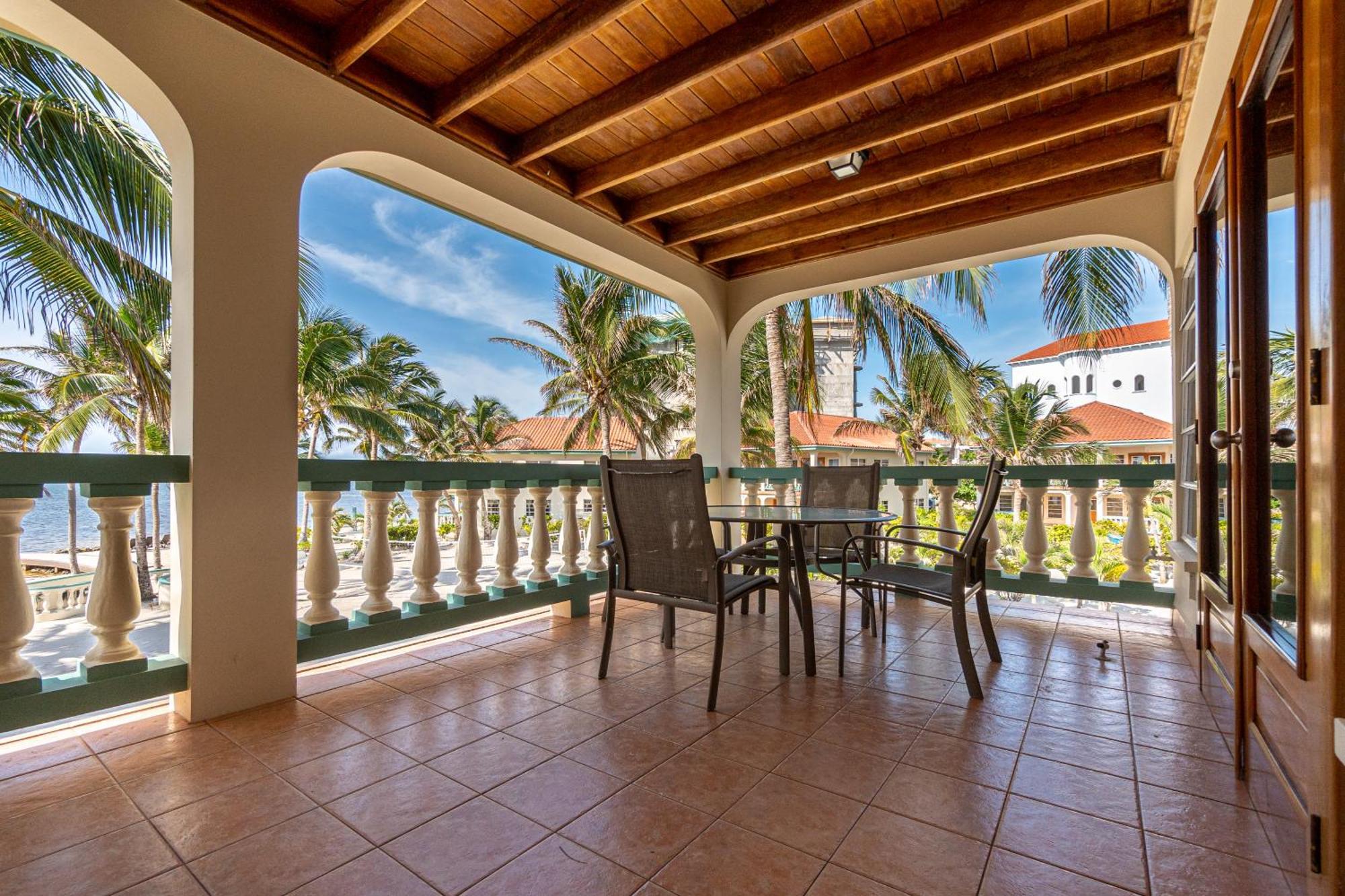 Sea View Upper Level Suite